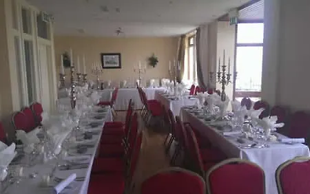 Hotel Ocean Clifden